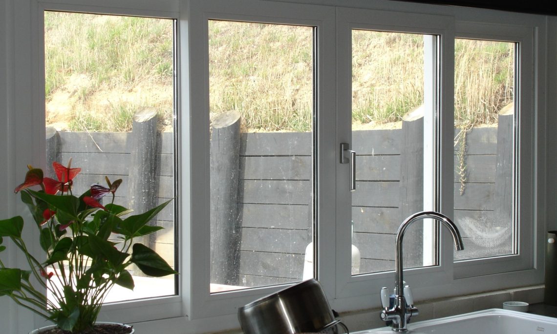 Sliding-silver-handle-1140x684